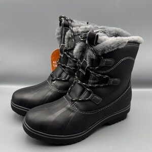 JBU Women's Brisky Round Toe Boots